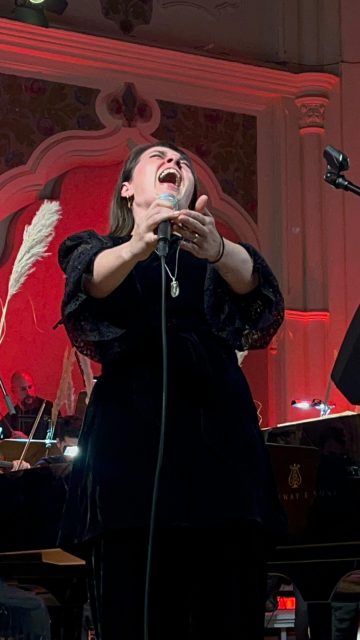 Bilete: https://www.entertix.ro/bilete/33488/in-my-village-symphonic-20-noiembrie-2025-filarmonica-de-stat-dinu-lipatti-satu-mare.html